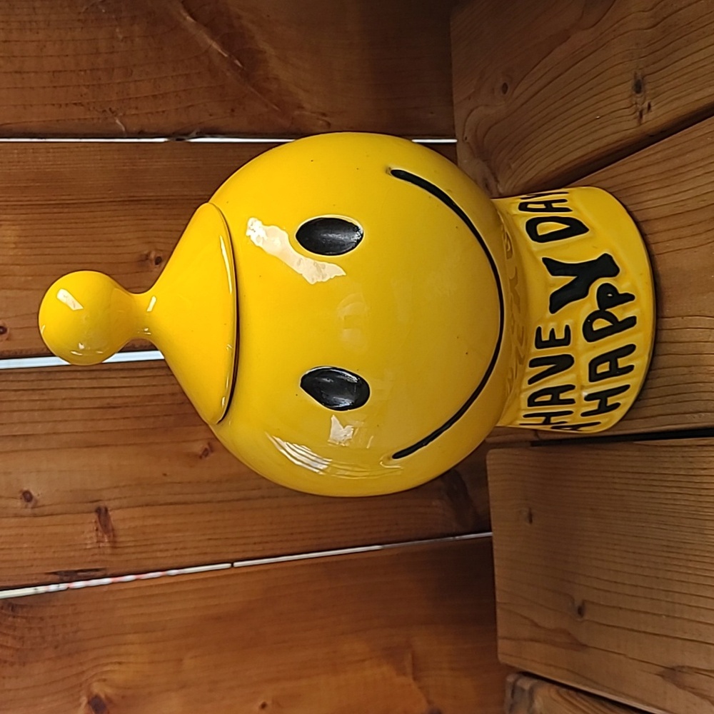 Vintage McCoy USA Pottery Smiley Face Have A Happy Day Cookie Jar